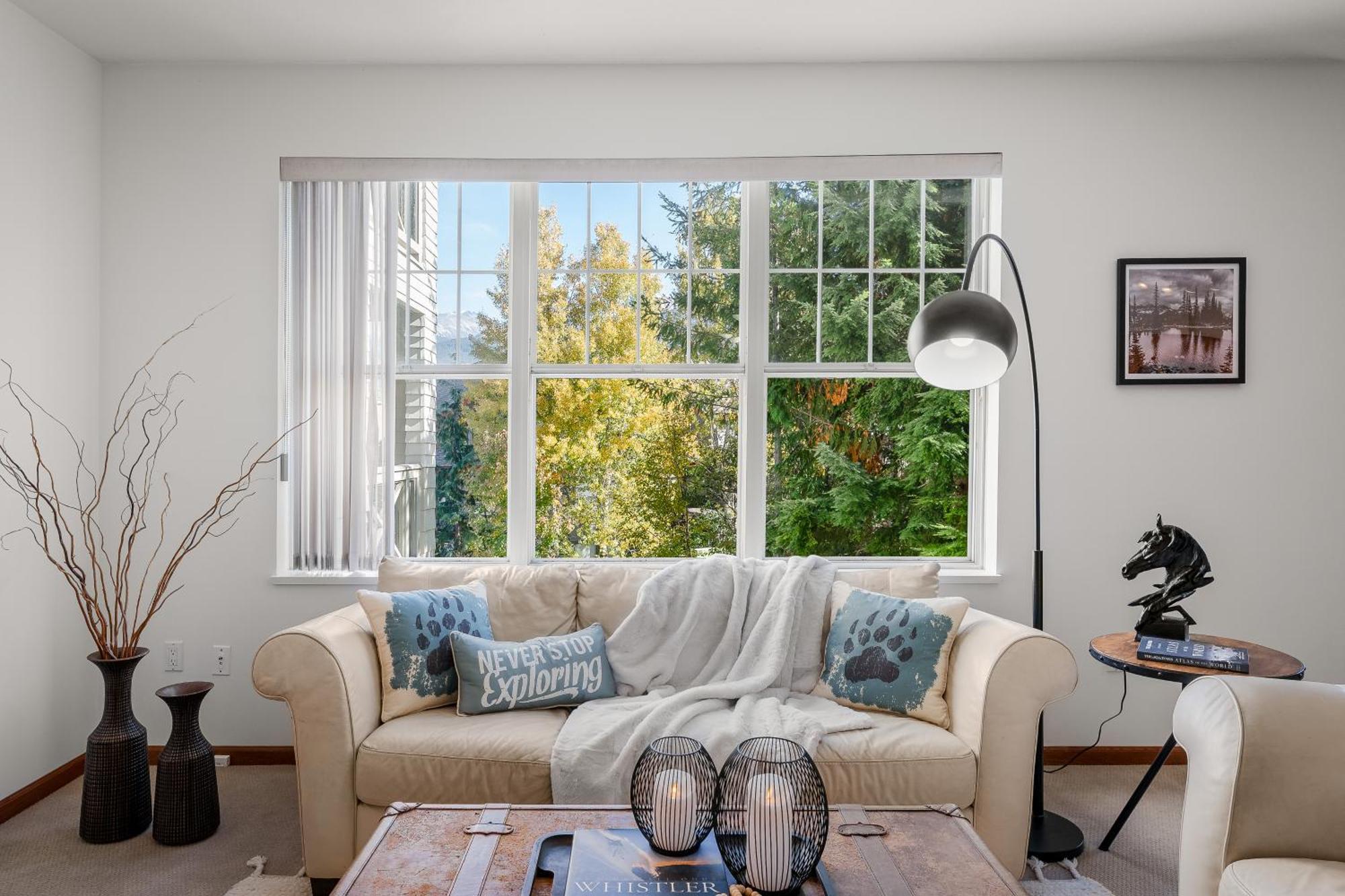 Desirable Blueberry Hill Apartment